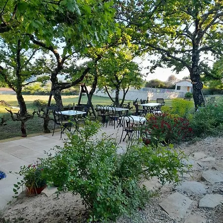 Domaine De La Cheneraie * Mirabel (Ardeche)