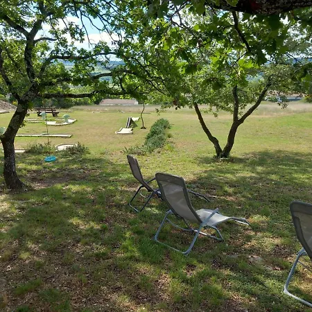 Domaine De La Cheneraie مكان تخييم