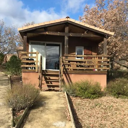 مكان تخييم Domaine De La Cheneraie *