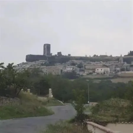 مكان تخييم Domaine De La Cheneraie